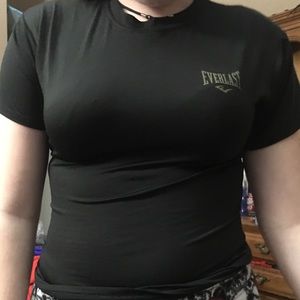 black everlast workout shirt